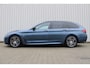 BMW 5-Serie Touring 530e xDrive M-sport | Incl. 12 maanden garantie | Assisted driving | Uitklapbare trekhaak | 360° camera | Apple carplay/Android auto | Stoelverwarming voor + achter | Memory zetel | Harman/Kardon audio |