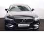 Volvo S90 T4 Business Luxury Plus - Intellisafe Surround - Head up display - BLIS dodehoekassistentie - Parkeercamera achter - Parkeersensoren v/a - Sensus navi - Apple® CarPlay - Android Auto - Verwarmbare voor & achterstoelen - Verwarmbaar stuurwiel - Panorama/schuifdak - Automatisch dimmende binnen & buitenspiegels