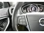 Volvo V40 Cross Country 1.5 T3 Momentum zwart
