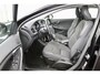 Volvo V40 Cross Country 1.5 T3 Momentum zwart