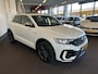 Volkswagen T-Roc 2.0 TSI 4Motion R 300PK | Panoramadak | Digital dashboard | Beats audio | Adaptieve cruise control | Adaptief onderstel | Lane assist | Dodehoeksdetectie | Achteruitrijcamera | Stoelverwarming | Kleppensysteem | Elek. inklapbare spiegels