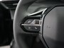 Peugeot 208 Style | Dashboard en deurpanelen in kunststof met carboneffect | Ecoled koplampen | Elektrisch verstelbare en verwarmbare buitenspiegels