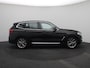 BMW X3 xDrive20i High Executive | Achterbank in delen neerklapbaar | Airco (automatisch) | Apple Carplay/Android Auto|telefoonintegratie premium