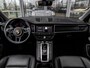 Porsche Macan 2.0 | PASM LUCHTVERING | PANORAMA/SCHUIF-KANTELDAK | 20 INCH | ACHTERUITRIJCAMERA | ADAPTIEVE CRUISE CONTROL | ELEKTRISCHE TREKHAAK | DOLOMIETZILVER | STOELVERWARMING | ACHTERBANKVERWARMING |
