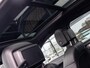Porsche Macan 2.0 | PASM LUCHTVERING | PANORAMA/SCHUIF-KANTELDAK | 20 INCH | ACHTERUITRIJCAMERA | ADAPTIEVE CRUISE CONTROL | ELEKTRISCHE TREKHAAK | DOLOMIETZILVER | STOELVERWARMING | ACHTERBANKVERWARMING |