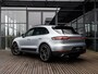Porsche Macan 2.0 | PASM LUCHTVERING | PANORAMA/SCHUIF-KANTELDAK | 20 INCH | ACHTERUITRIJCAMERA | ADAPTIEVE CRUISE CONTROL | ELEKTRISCHE TREKHAAK | DOLOMIETZILVER | STOELVERWARMING | ACHTERBANKVERWARMING |