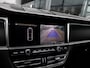 Porsche Macan 2.0 | PASM LUCHTVERING | PANORAMA/SCHUIF-KANTELDAK | 20 INCH | ACHTERUITRIJCAMERA | ADAPTIEVE CRUISE CONTROL | ELEKTRISCHE TREKHAAK | DOLOMIETZILVER | STOELVERWARMING | ACHTERBANKVERWARMING |