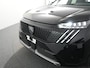 Peugeot E-3008 Launch Edition 325 Dual Motor 73 kWh | 11 kW lader | Achterbank in delen neerklapbaar | Achterstoelen verwarmd