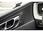 Volvo XC60 T6 Plug-in Hybride AWD Inscription Aut | Trekhaak 2100 kg | Lederen bekleding | Adaptive cruise control | Elektrische stoelverstelling | Stoelverwarming V+A | Donker glas | Panoramadak | DAB+ | BLIS |