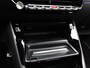 Peugeot 208 Hybrid 100 e-DCS6 GT | Achterbank in delen neerklapbaar | Achterruitverwarming | Achterspoiler