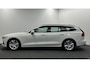 Volvo V60 2.0 B4 Momentum Business TREKHAAK CARPLAY ECC NAVI CRUISE LM.