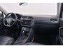 Volkswagen Tiguan 1.4 TSI ACT Comfortline Business R-line | Trekhaak | LED | LEER | Climate Control