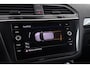 Volkswagen Tiguan 1.4 TSI ACT Comfortline Business R-line | Trekhaak | LED | LEER | Climate Control