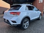 Volkswagen T-Roc 2.0 TSI 4Motion Sport Business R // FULL LED // NAVI + CARPLAY // ADAPTIVE CRUISE // PDC V+A // SFEERVERLICHTING // ELEK. KOFFERKLEP // STOELVERWARMING