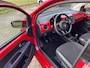 Volkswagen Up! 1.0 high up! | AIRCO | CRUISE | PDC | STOELVERW.