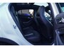 Mercedes-Benz GLA 200 Premium Plus AMG Pakket | Panorama | Automaat | F1 flippers | Airco | Leder/Alcantara | 100% onderhou