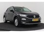 Volkswagen T-Roc 1.5 TSI Style | Trekhaak | Org NL | CarPlay | Camera | 150 PK | 98.000 KM! | Navigatie |