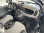 Fiat Panda 0.9 TwinAir Lounge Automaat Airco - Parkeersensoren achter - Trekhaak - Start/stop systeem - Stuur multifunctioneel - Mistlampen voor - Bluetooth - Radio