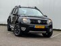 Dacia Duster 1.2 TCe 4x2 Blackshadow met Navi/Camera, Leer, Trekhaak
