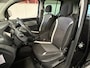 Renault Kangoo Family 1.2 TCE LIMITED START & STOP NAVIGATIE CRUISE CONTROL CLIMATE CONTROL BLUETOOTH TELEFOON MEDIA VOORBEREIDING TREKHAAK ZEER MOOI !! Brgl Bart gereserveerd tot vrijdag 6 februari