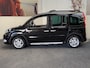 Renault Kangoo Family 1.2 TCE LIMITED START & STOP NAVIGATIE CRUISE CONTROL CLIMATE CONTROL BLUETOOTH TELEFOON MEDIA VOORBEREIDING TREKHAAK ZEER MOOI !! Brgl Bart gereserveerd tot vrijdag 6 februari