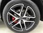 Mercedes-Benz GLE AMG 53 Hybrid 4MATIC+ Night Edition Premium Plus | Trekhaak | Winterpakket | Magic Vision Control | Treeplanken | Stoelventilatie voor | Rijassistentiepakket | Remklauwen in rood | 360°-camera | Sluitbekrachtiging |