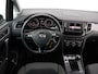 Volkswagen Golf Sportsvan 1.4 TSI Connected Series 125 pk | Navigatie | Achteruitrijcamera | Trekhaak | 17" Dion | Stoelverwarming |
