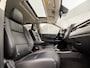 Mitsubishi Outlander 2.0 PHEV Deluxe 240Pk Automaat (SCHUIFDAK, NAVIGATIE, STUUR/STOELVERWARMING, LEDER, 360 CAMERA, ADAPTIVE CRUISE, GETINT GLAS, NIEUWSTAAT)