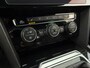 Volkswagen Passat Variant 1.4 TSI Highline Business R-Line Automaat / Leder / Apple CarPlay/Android Auto / 18" Velgen / PDC / LED