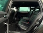 Volkswagen Passat Variant 1.4 TSI Highline Business R-Line Automaat / Leder / Apple CarPlay/Android Auto / 18" Velgen / PDC / LED