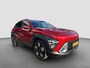 Hyundai Kona 1.6 GDI HEV 141pk Comfort Smart | Camera | Draadloos carplay | Climate control | Adaptive cruise control | Dodehoekdetectie | Elektrische achterklep | Full Led koplampen | 18'' velgen | Stuurverwarming | Stoelverwarming