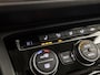 Volkswagen Touran 1.4 TSI Highline 7 Persoons 150Pk Automaat (APPLE CARPLAY, GROOT NAVI, CLIMATE, STOELVERWARMING, SPORTSTOELEN, PARKEERSENSOREN, ADAPTIVE CRUISE, TREKHAAK, NIEUWSTAAT)