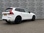 Volvo XC60 2.0 T8 Plug-in hybrid AWD Ultra Black Edition | Facelift | Adaptieve Cruise Control | Panoramadak | Head-Up Display | Harman Kardon Audio | Stoel-/Stuurverwarming | 360° Parkeercamera | Dodehoek Detectie |