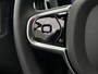 Volvo XC60 2.0 T8 Plug-in hybrid AWD Ultra Black Edition | Facelift | Adaptieve Cruise Control | Panoramadak | Head-Up Display | Harman Kardon Audio | Stoel-/Stuurverwarming | 360° Parkeercamera | Dodehoek Detectie |