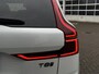 Volvo XC60 2.0 T8 Plug-in hybrid AWD Ultra Black Edition | Facelift | Adaptieve Cruise Control | Panoramadak | Head-Up Display | Harman Kardon Audio | Stoel-/Stuurverwarming | 360° Parkeercamera | Dodehoek Detectie |