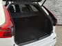 Volvo XC60 2.0 T8 Plug-in hybrid AWD Ultra Black Edition | Adaptieve Cruise Control | Panoramadak | Head-Up Display | Harman Kardon Audio | Stoel-/Stuurverwarming | 360° Parkeercamera | Dodehoek Detectie |
