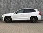 Volvo XC60 2.0 T8 Plug-in hybrid AWD Ultra Black Edition | Adaptieve Cruise Control | Panoramadak | Head-Up Display | Harman Kardon Audio | Stoel-/Stuurverwarming | 360° Parkeercamera | Dodehoek Detectie |