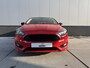 Ford Focus 1.5 Red Edition | Trekhaak | Distr.vervangen | 1e Eigenaar | Navigatie | PDC | Cruise Control