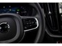 Volvo XC60 2.0 T8 Plug-in hybrid AWD Ultra Black Edition | Adaptieve Cruise Control | Panoramadak | Head-Up Display | Harman Kardon Audio | Stoel-/Stuurverwarming | 360° Parkeercamera | Dodehoek Detectie |