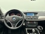 BMW X1 SDrive20i Automaat * Origineel Nederlands * Trekhaak Panoramadak Cruise Climate-control Camera Navigatie