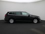 Volkswagen Passat Variant 2.0 TDI Comfortline Business 150 PK | Automaat | Navigatie | Panoramadak | Apple Carplay | Android Auto | Adaptive Cruise Control | LED | Lichtmetalen velgen | Parkeersensoren |