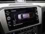 Volkswagen Passat Variant 2.0 TDI Comfortline Business 150 PK | Automaat | Navigatie | Panoramadak | Apple Carplay | Android Auto | Adaptive Cruise Control | LED | Lichtmetalen velgen | Parkeersensoren |