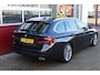 BMW 5-Serie Touring 530e Business Edition Plus O.a: PDC, Camera, Stoelverw, ACC, Carplay, Etc. All-in prijs!