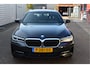 BMW 5-Serie Touring 530e Business Edition Plus O.a: PDC, Camera, Stoelverw, ACC, Carplay, Etc. All-in prijs!