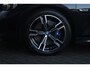 BMW 3-Serie Touring 330e | Panoramadak | M Schaalstoelen | H+K | HUD | Adaptieve cruise Control | LED |