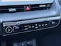Hyundai Ioniq 5 Connect+ 73kWh / Fabrieksgarantie tot 11-2026 / Dealer Onderhouden / Camera / Elektr. Stoelen / Stoel & Stuurwiel Verwarming / Achterbank Verwarming / Apple Carplay & Android Auto /