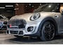 MINI John Cooper Works Mini Cabrio 1.5 Chili JCW Aerodynamica pakket, Sportstoelen Leder Carbon Black, Navigatie systeem, Keyless Go, DAB, Led, LC Display, Always open pakket, Licht pakket, Opberg pakket, Color-Line Carbon Black, Exitement pakket, Lmv 17''