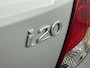 Hyundai i20 1.2i GO! | AIRCO | BLEUTOOTH | CRUISE | RADIO CD | ELEKTRISCHE RAMEN | PDC | 15'' LM VELGEN | PRIVACY GLASS | CENTRALE DEURVERGRENDELING OP AFSTANDBEDIENING |