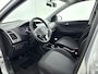 Hyundai i20 1.2i GO! | AIRCO | BLEUTOOTH | CRUISE | RADIO CD | ELEKTRISCHE RAMEN | PDC | 15'' LM VELGEN | PRIVACY GLASS | CENTRALE DEURVERGRENDELING OP AFSTANDBEDIENING |