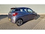 Hyundai i10 1.0 Comfort Smart / NL Auto / Navigatie / 16" lichtmetalen velgen / 1e Eigenaar / Camera / Airco / Apple CarPlay/Android Auto / Cruise Control /